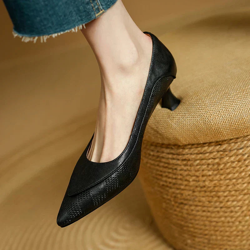 Fiona™ | Elegant Pumps