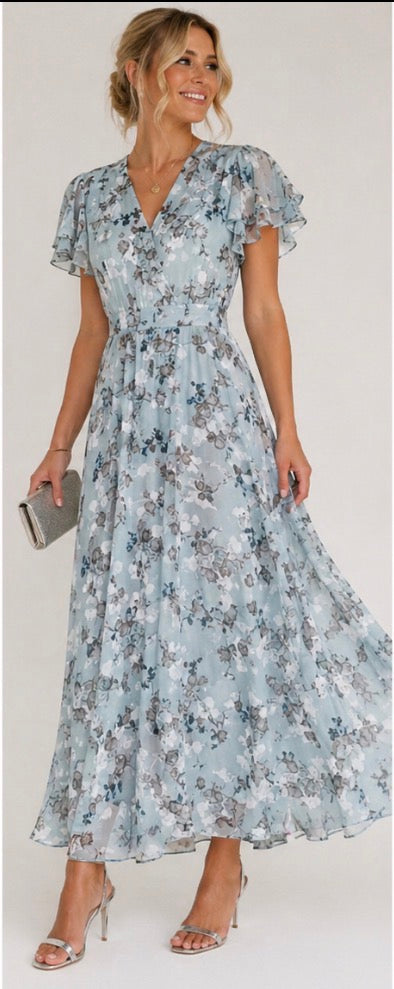 Polly™ | Glamorous dress that covers the belly