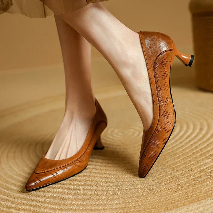Fiona™ | Elegant Pumps
