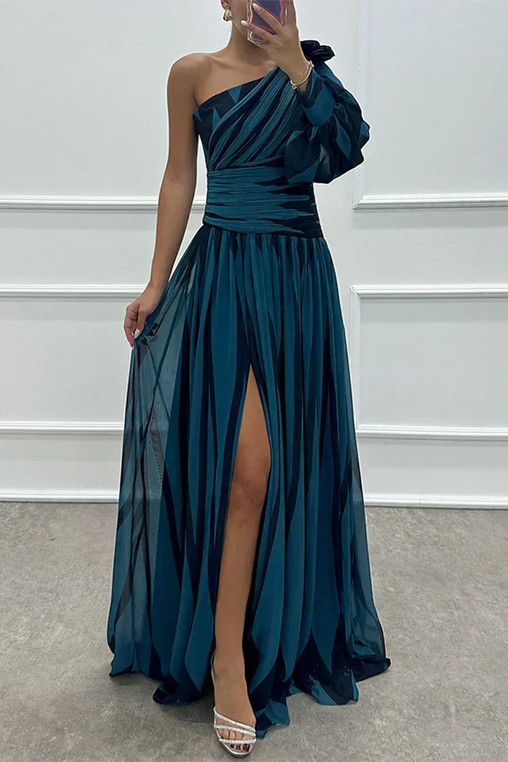 Mabel™ |Elegant Striped Maxi Dress with One Shoulder