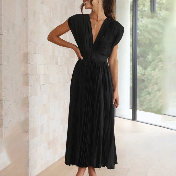 Hattie™ | Timeless Pleated Midi Dress