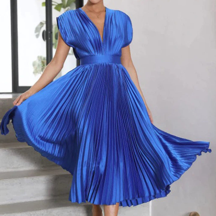 Hattie™ | Timeless Pleated Midi Dress