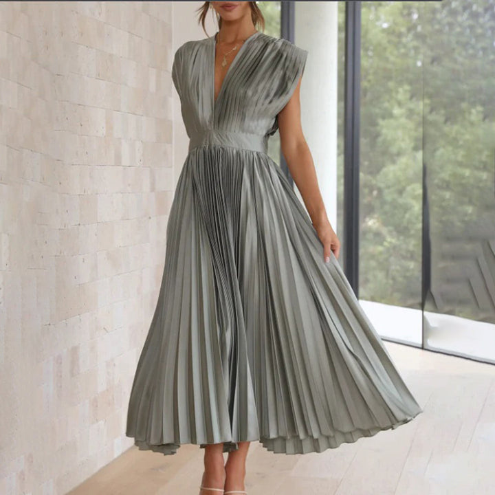 Hattie™ | Timeless Pleated Midi Dress