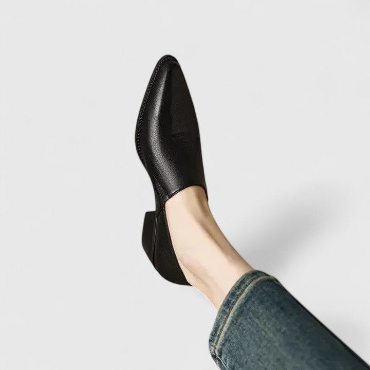 Brythia | Orthopedic Shoes