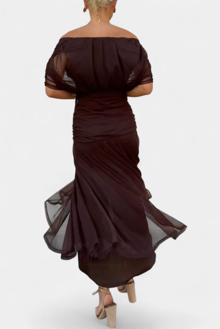 Evira - Elegant Off-Shoulder Dress