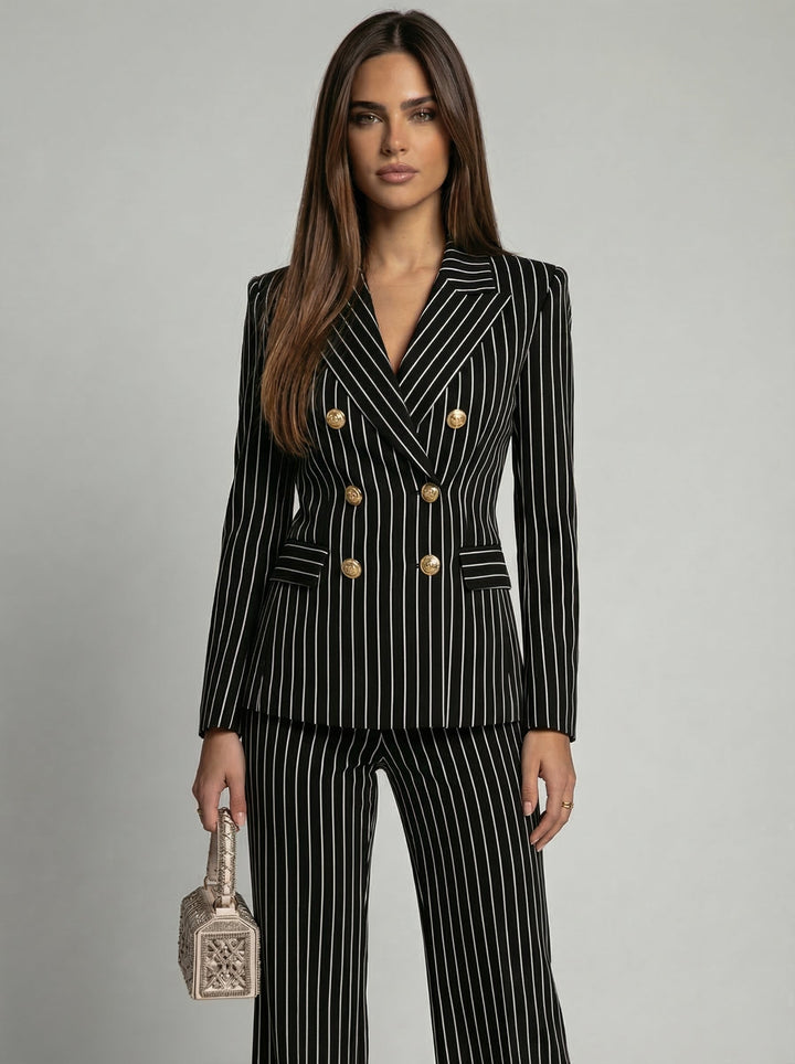 Victoria - Elegant Diplomatic Suit