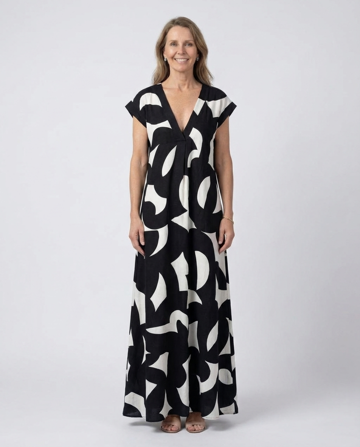Lysandra | Sophisticated Maxi Dress